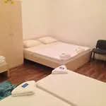Ana Hostel *