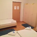 Ana